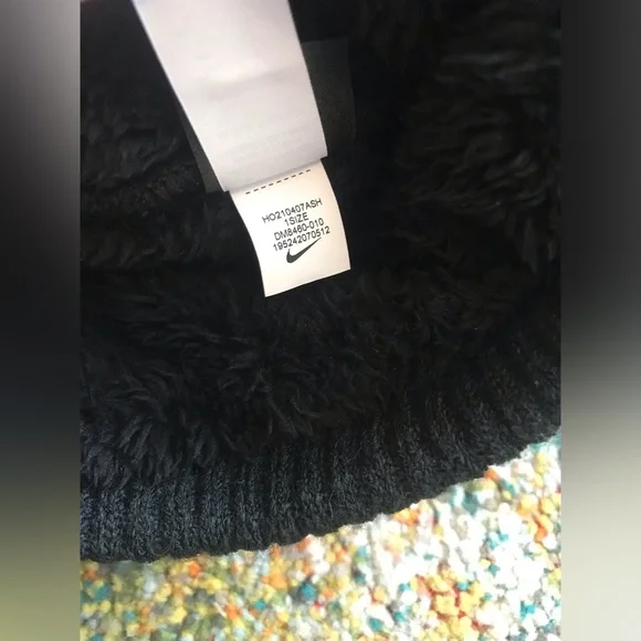 Nike Utility-Trail Running Beanie - Picture 4 of 4